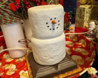 S'mores Christmas decor