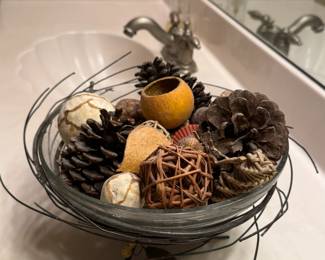 Bird's nest inspired glass dish