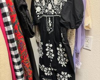 Vintage Mexican dress in black and white