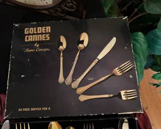 Golden Cannes 50 piece silverware set
