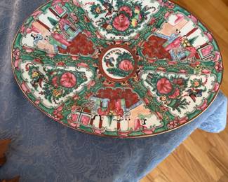Large Mid-Century Hong Kong Famile /rose platter