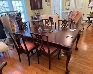 6 matching chaira qith upholstered seats