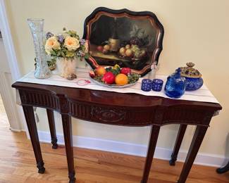 Early 20th Century Hepplewhite Solid Mahogany Carved Sideboard