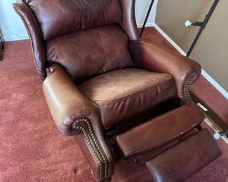 Leather wingback recliner 