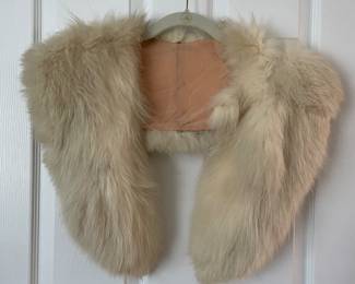 Consigned.   Fur collar from coat. $50