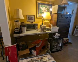 Kitchen Appliances, Toaster Oven, Kerosene Heater, Blender, Toaster, crockpot 
