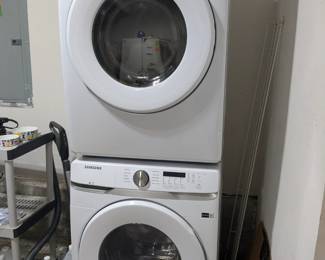 Stackable Washer & Dryer 
