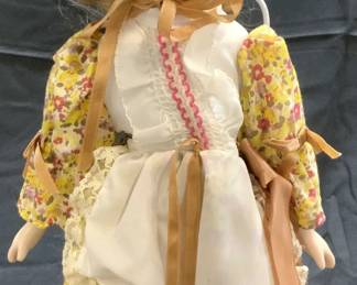 Mary Had A Little Lamp Vtg Porc Doll W Music Wind
