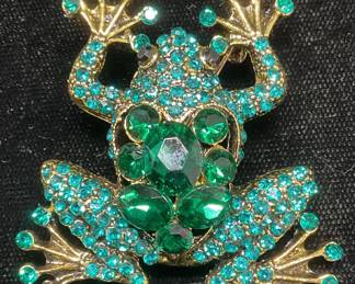 Gold Tn Green Crystal Frog Brooch Pendant
