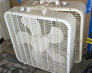 2 Box Fans