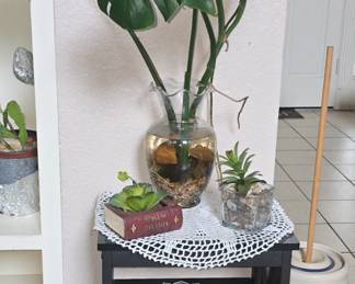 Side Table - Large Plant
