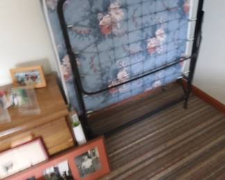 folding bed