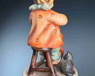 Goebel Hummel Figurine Mother’s Helper #133, TMK-5