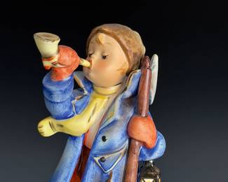 Goebel Hummel Figurine Hear Ye, Hear Ye #15/0, TMK-5