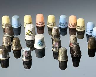 Lot of Vintage Sewing Thimbles 