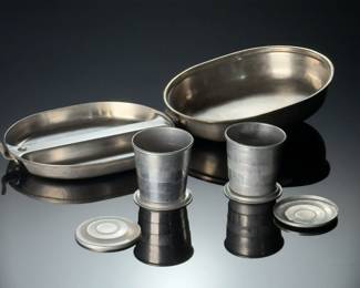 WWII 1944 US Army Knapp Monarch Co Mess Kit W/ Aluminum Collapsible Cups