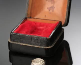 1892 World's Exposition Columbia Sterling Silver Thimble in Case 1893 Fair 