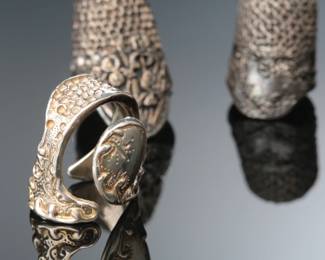 Lot of 4 Sterling Silver Dropped Rim Tom Edwards Thimbles & Singer Guard 