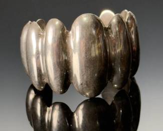 Vintage Mexican Modernist Sterling Silver Puffy Cuff Bracelet Henco Mexico TR-44