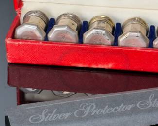 8pc Cartier Vintage Sterling Silver Mini Pepper and Salt Shakers Set In Original Box