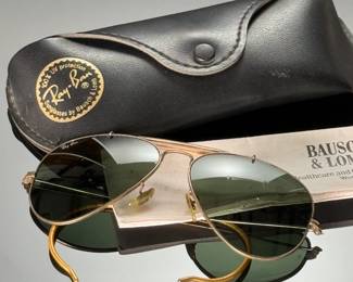 Vintage B&L RAY BAN Bausch & Lomb Aviator Sunglasses 58 14