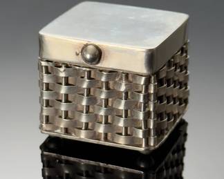 Vintage Mexico Sterling Silver Basket Weave Pill/Trinket Box TM-210