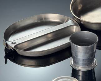 WWII 1944 US Army Knapp Monarch Co Mess Kit W/ Aluminum Collapsible Cups
