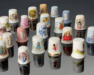 Lot of 20 Porcelain Thimbles People 