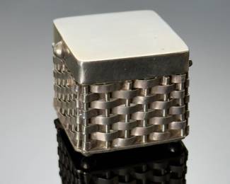 Vintage Mexico Sterling Silver Basket Weave Pill/Trinket Box TM-210