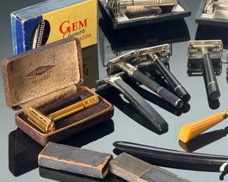 Lot of Vintage Gillette Adjustable Safety Razors & Others 