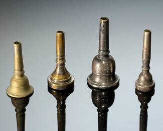 4 Mouthpieces for horn
