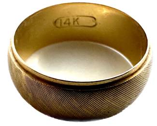 Vintage 14K Gold Wedding Band Ring, Size 6.75
Lot #: 5