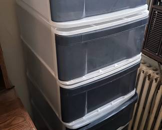 6 Stackable Iris Plastic Storage Drawers
Lot #: 198