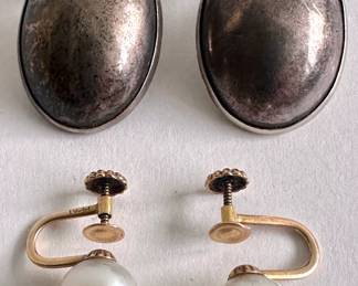 Vintage 14K Gold Pearl Screw On Earrings & Vintage Sterling Silver Clip-Ons
Lot #: 143
