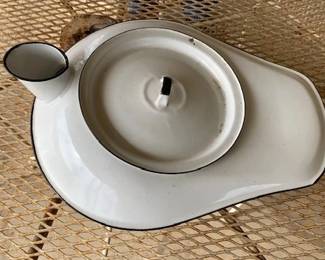 Vintage Enamel Hospital Bed Pan/Urinal