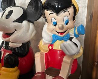  COOKIE JARS