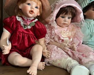  PORCELIN DOLLS