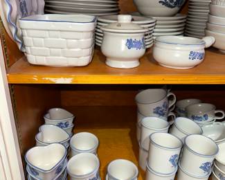 Vintage Pfaltzgraff Yorketowne China