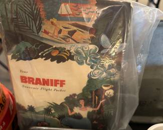 Vintage Braniff Airlines Souvenir Flight Packet