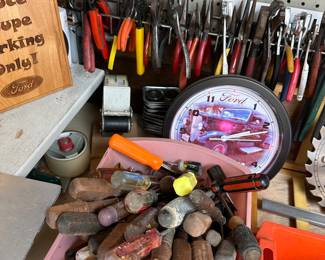 Screw Drivers & Pliers