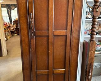Wood Wardrobe Cabinet