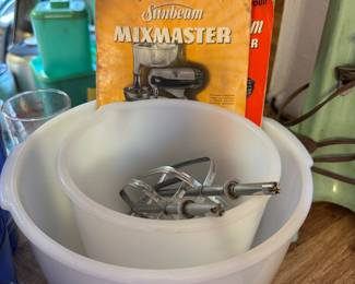 Mixmaster bowls