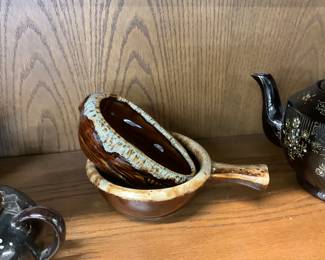 Hull Pottery Brown Drip Soup Bowl w/Handle