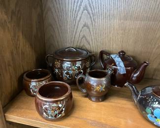 Moriage Redware Bean Pot w/Lid & 2 Cups/Bowls - Creamer & Teapot