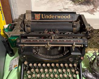 Underwood typewritter