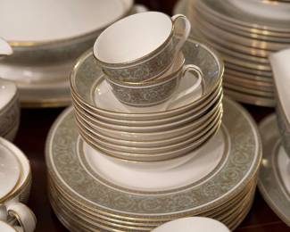 Royal Doulton ENGLISH RENAISSANCE