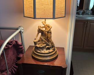 Vintage metal
Table lamp (1)