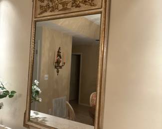 Antique gold gilded wall
Mirror 