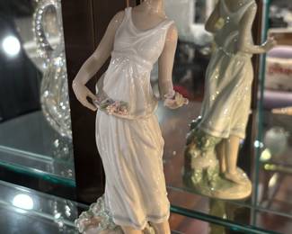 Lladro figurine