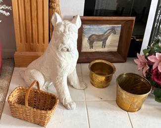 Brass planters, dog statue